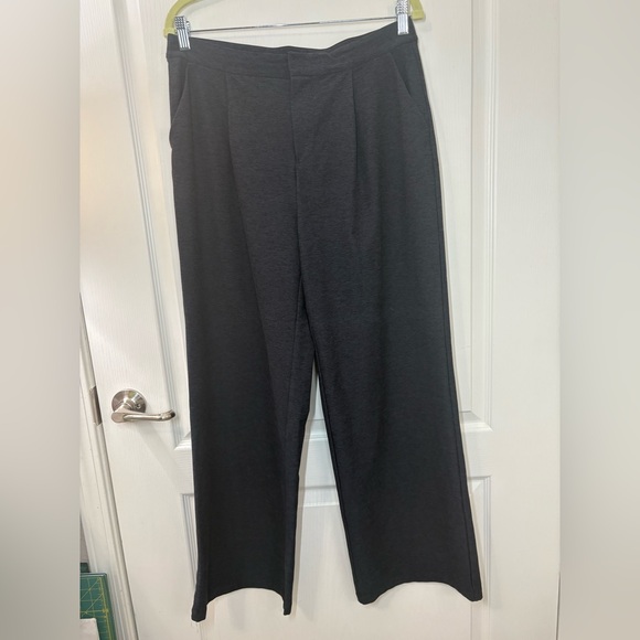 VUORI•Elevation Trouser High Rise Wide Leg Pleated•Midnight Heather•LIKE NEW•L - Picture 5 of 16